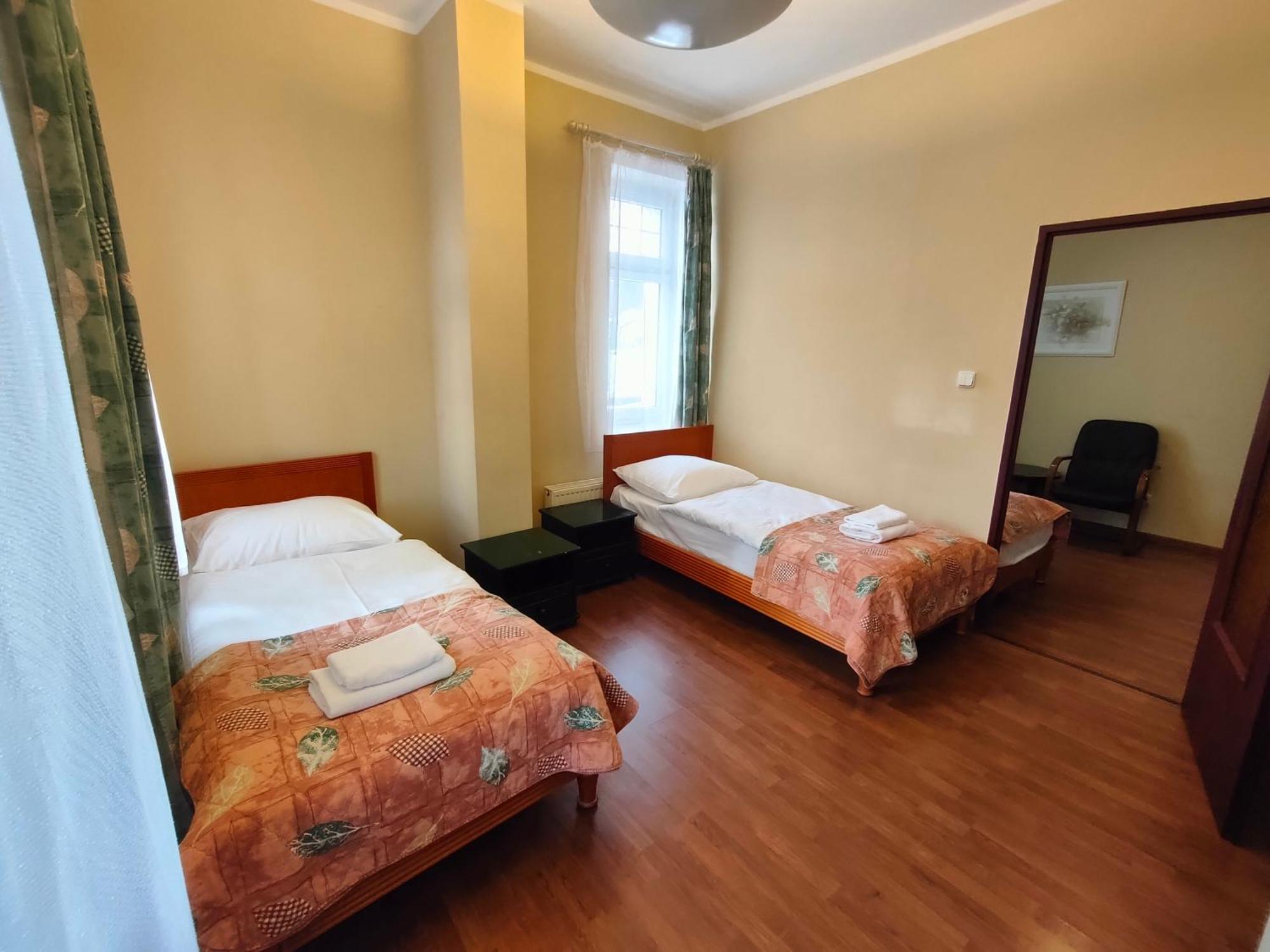 Mauritius Osrodek Szkolenia Sportu I Rekreacji Hotel Шклярска Поремба Екстериор снимка
