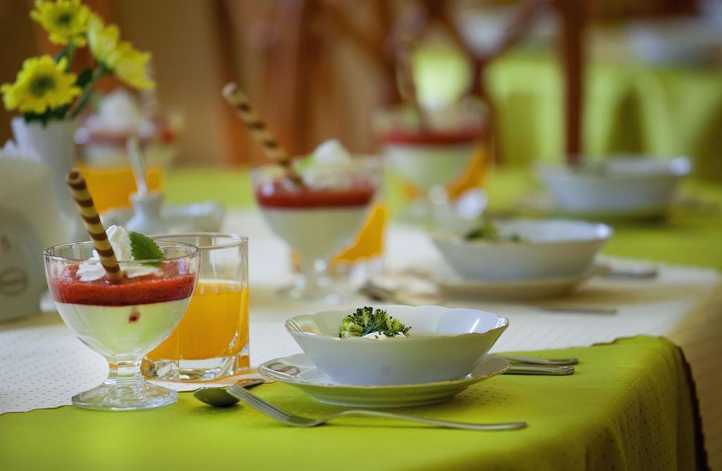 Mauritius Osrodek Szkolenia Sportu I Rekreacji Hotel Шклярска Поремба Екстериор снимка